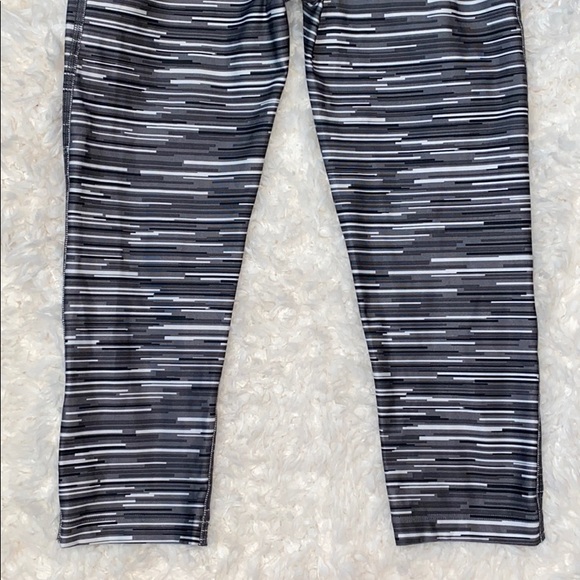 Under Armour Leggings - Picture 7 of 8